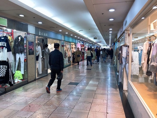 부산 지하도 상가 9곳이 실내공기질 검사에서 안전한 쇼핑공간임이 나타났다(사진: Creatip)