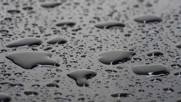 오늘(3일)은 전국이 남해안에서 북상하는 정체전선의 영향을 받아 대체로 흐린 가운데 돌풍·천둥·번개를 동반한 비가 내릴 전망이다(사진: Pixabay 무료 이미지).