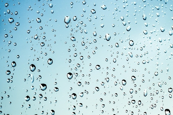 내일(10일)은 전국이 대체로 흐린 가운데 중부지방과 경북을 중심으로 시간당 50mm 이상의 강한 비가 내리겠다(사진: Pixabay 무료 이미지).